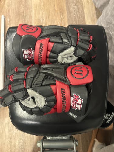 Warrior Lacrosse Gloves Extra Large (Used)