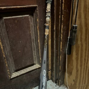 Louisville Slugger Bat (-3) 30 oz 33"