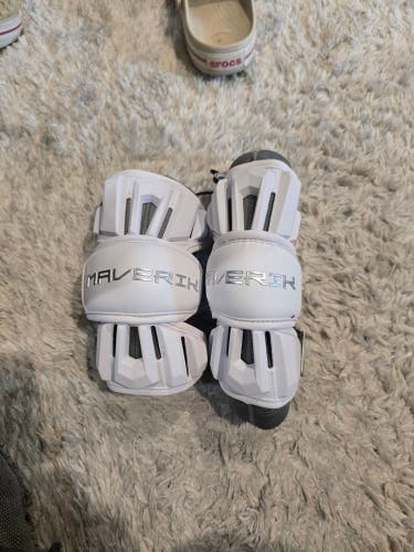 Large Adult Maverik Max Arm Pads (New)