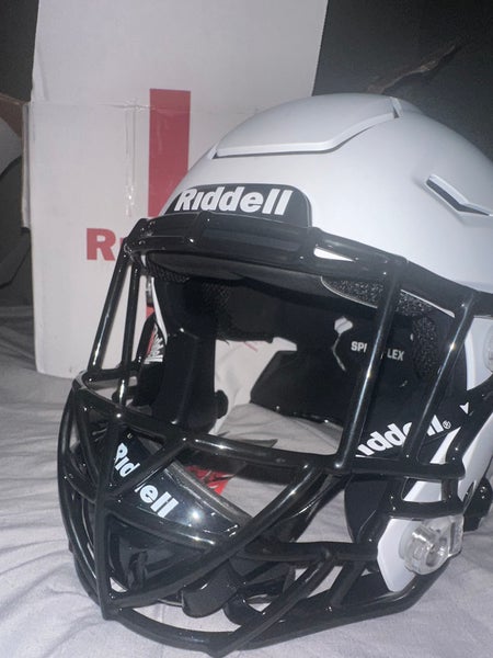 Adult Extra Large Riddell SpeedFlex Helmet (Used)
