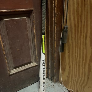 Rawlings Bat 30 oz 33" (Used)