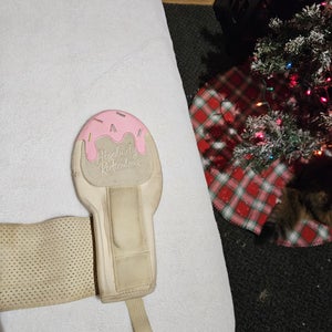 Absolutely ridiculous ice cream sliding mit