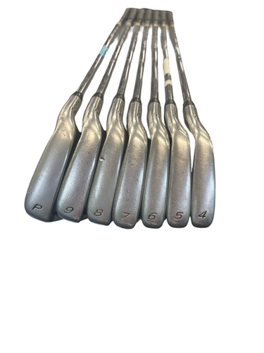 Used Taylormade R540 XD Mens Iron Set RH 4I-PW 11682-S000122419