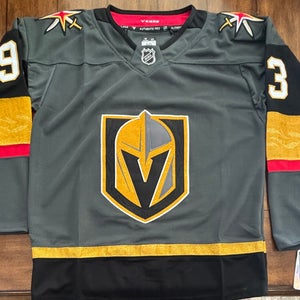 Las Vegas Gold Knights Mitch Marner Grey Jersey Adult Medium (50) NWT