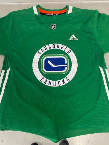 Vancouver Canucks 54 Men's Adidas Jersey (New)