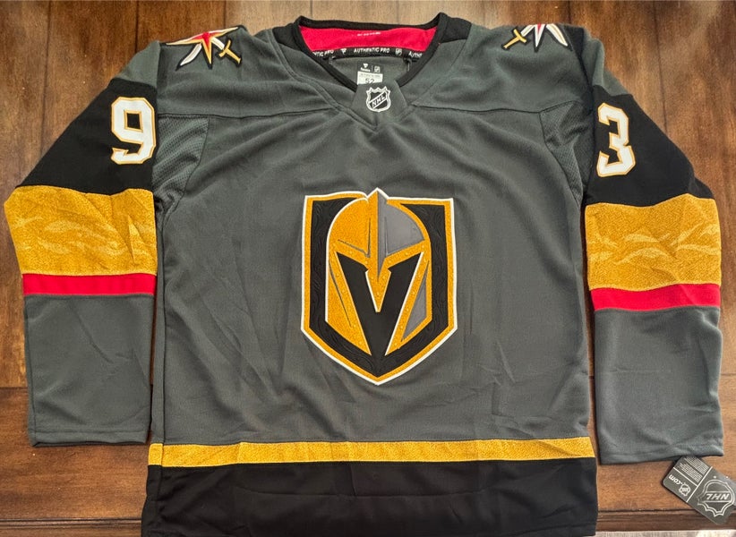 Las Vegas Gold Knights Mitch Marner Grey Jersey Adult Large (52) NWT