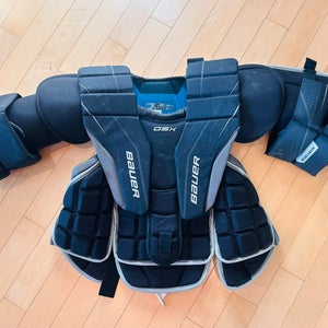 Large/Extra Large Bauer GSX Goalie Chest Protector (Used. Good condition)