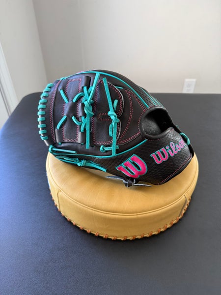 Wilson A2K LHT B2 Pitcher's Glove 12" (New)