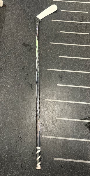 Senior Bauer Proto-R Right Handed Hockey Stick P92 77 Flex (Used)