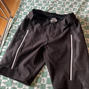 Black Large Men's Cut resistant ski training SYNC Shorts (Used)