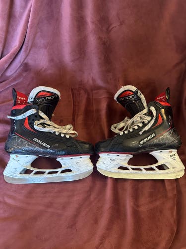 Bauer Vapor 3X Pro Hockey Skates Regular Width Size 4.5 (Used)