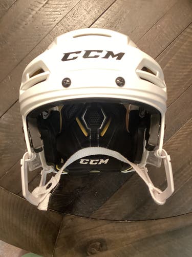 Senior Large CCM Tacks 310 Helmet (Used)