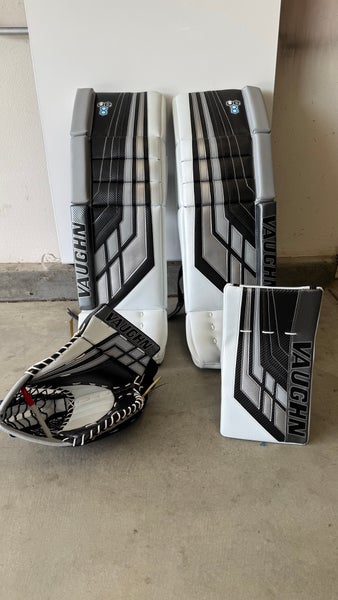 34" Vaughn Ve8 Pro Carbon Full Right Goalie Full Set (New)