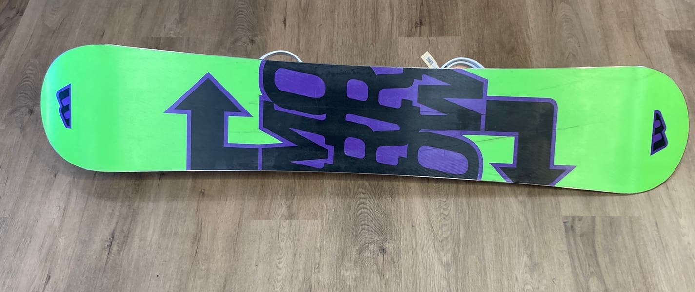 Used Morrow Fury 155 cm Snowboard | Women's Morrow Wildflower MD