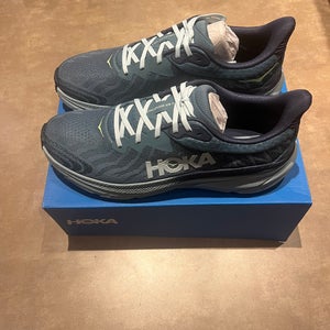 Gray Men's Challenger ATR 7 Hoka Running Shoes