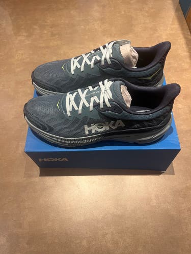 Gray Men's Challenger ATR 7 Hoka Running Shoes