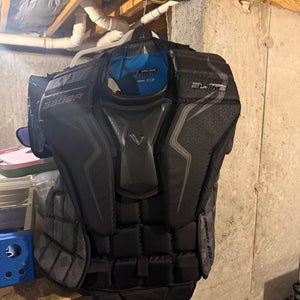 Large Bauer Elite Goalie Chest Protector (Used)
