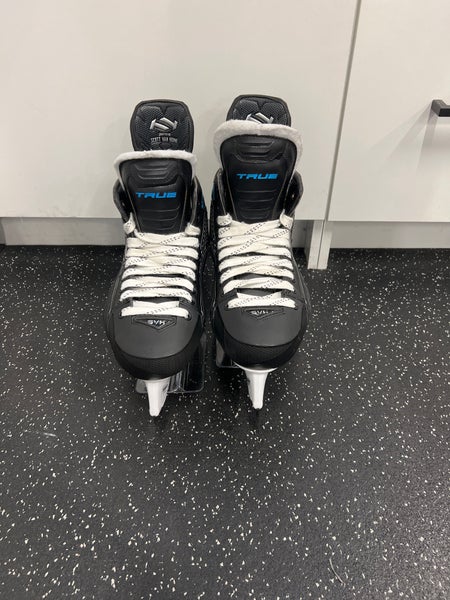 2024 True SVH Pro Hockey Skates Pro Stock 9.5 (New)