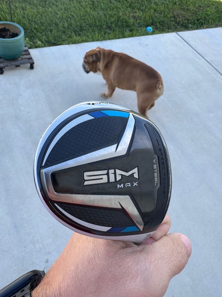 Men's TaylorMade SIM Max Right Handed Fairway Wood Regular Flex 3 Wood (Used)