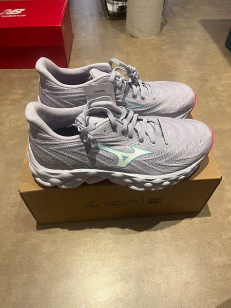 Women's Purple Size 8.0 Wave Sky 8 Adult Mizuno Running Shoes