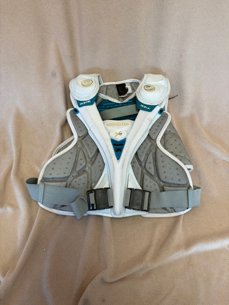 Large Youth Maverik Rome Xrd Shoulder Pads (Used)