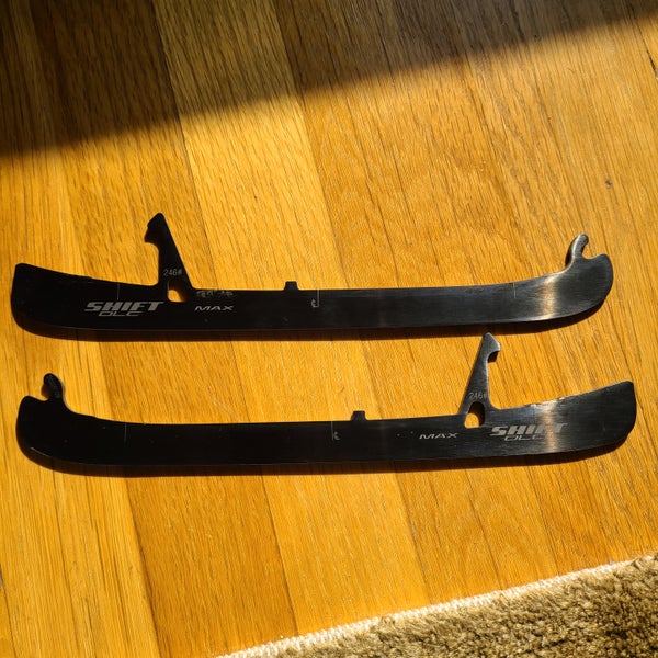 True Shift DLC blacksteel runners 246 mm