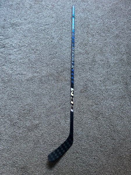 Senior CCM JetSpeed FT5 Pro Right Handed Hockey Stick P28 90 Flex Pro Stock (Used)