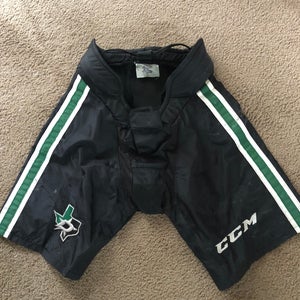 Dallas Stars Medium CCM PP90 Pant Shell Pro Stock (Used)