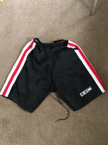 Chicago Blackhawks Black Large CCM Pant Shell (New)
