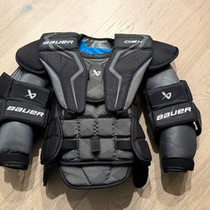 Small / Medium Bauer GSX Goalie Chest Protector (Used)