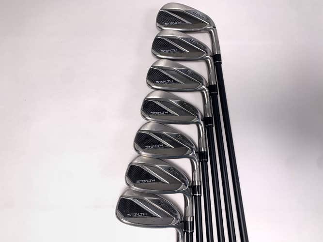 TaylorMade Stealth Iron Set 4-PW KBS Max MT 75g Regular RH Oversize Grips