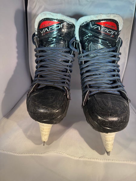 2021 Bauer Vapor 3X Hockey Skates Regular Width Size 4 (Used) **No Insoles**