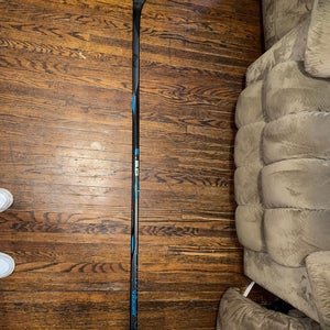 Senior Bauer Nexus E50 Pro Left Hand Hockey Stick P28 77 Flex (New)