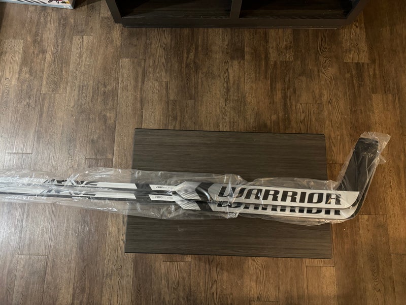 Senior Warrior Ritual V2 Pro+ W31 26” Regular Goalie Stick 26" Paddle (New)