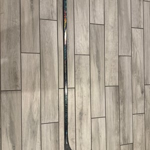 Senior Bauer Twitch Left Hand Hockey Stick P29 70 Flex (Used)
