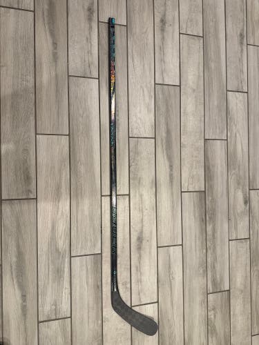 Senior Bauer Twitch Left Hand Hockey Stick P29 70 Flex (Used)