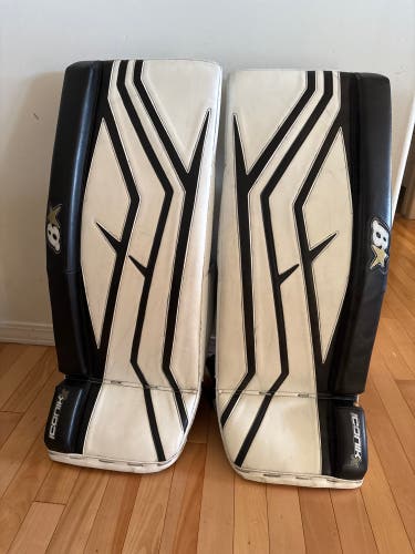 27" Brian's Iconik X Goalie Leg Pads (Used)