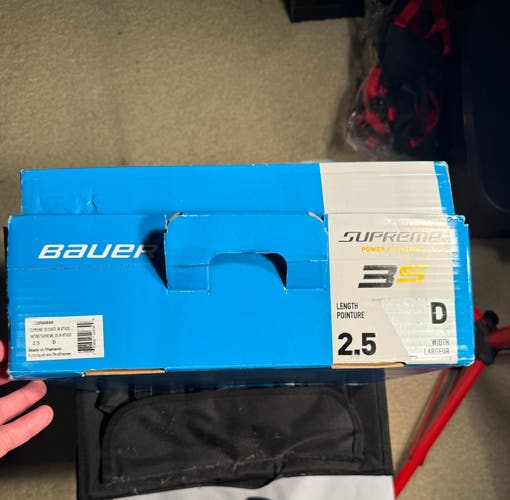 2020 Bauer Supreme 3S Hockey Skates Regular Width Size 2.5 (New) w tags/Box