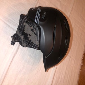 Unisex Medium Smith Vantage Helmet (Used)