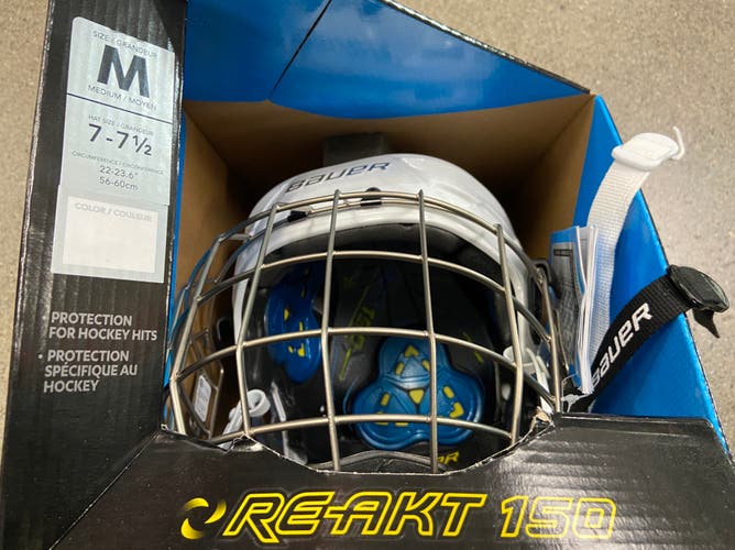 Medium Bauer Re-Akt 150 Helmet (New)
