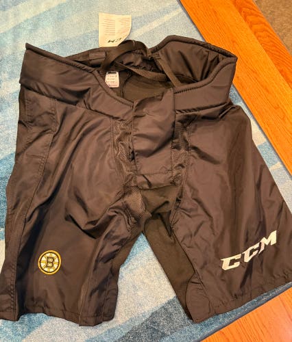 Bruins XL CCM PP90 Pant Shell (New)