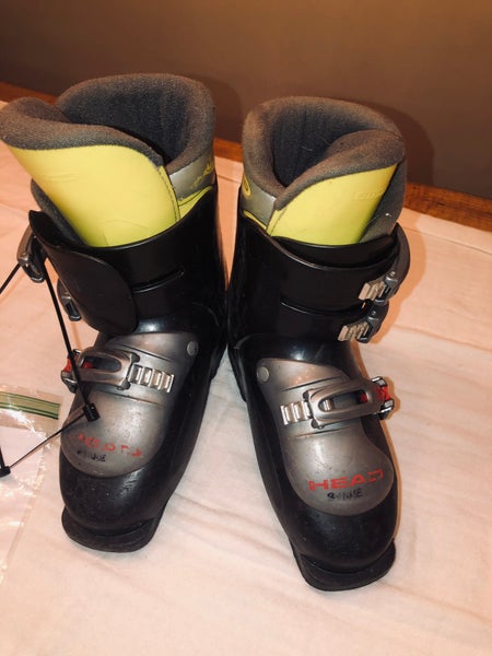 Mondo 23 & 23.5 Kid's HEAD Carve X3 Ski Boots (Used)