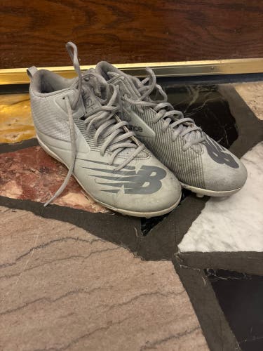 Gray Unisex Size M 6.0 (W 7.0) New Balance Rush High Top Molded Cleats (Used)