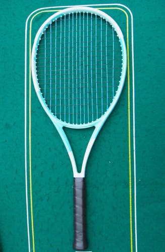 HEAD Auxetic 2.0 Boom 600 MP 100 295g/10.4oz 315mm Strung 16x19 4 1/4 EXCL