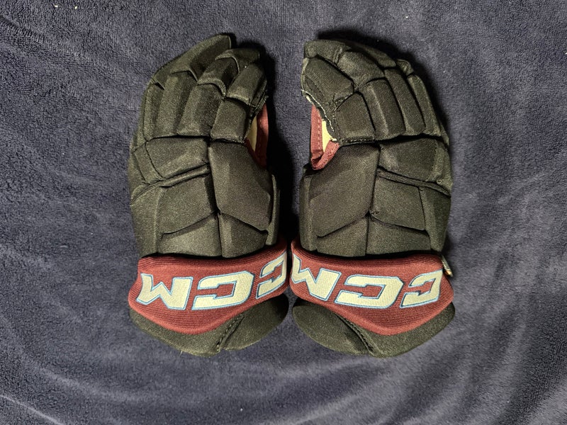 CCM Gloves