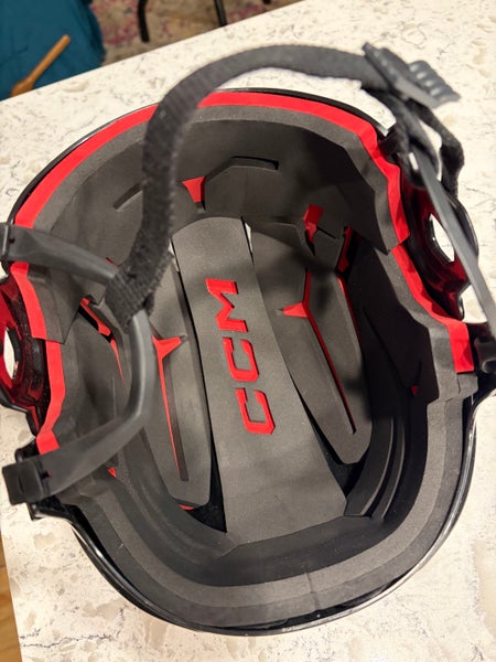 Medium CCM Tacks 70 Helmet (Used)