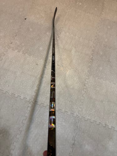 Senior Bauer Ag5nt Left Hand Hockey Stick P88M 77 Flex (Used)