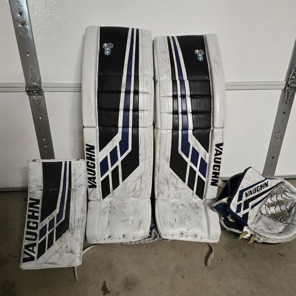 36" Vaughn VE8 Pro Regular Goalie Full Set (Used)