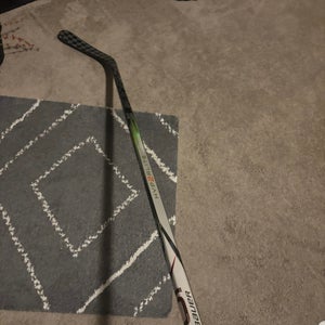 Intermediate Bauer Vapor Hyperlite 2 Left Hand Hockey Stick P92 55 Flex (Used)