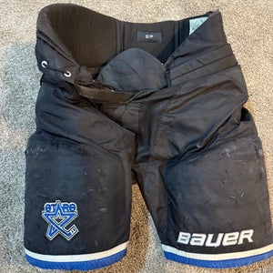 Men's Senior Small Bauer Hockey Pants (Used)